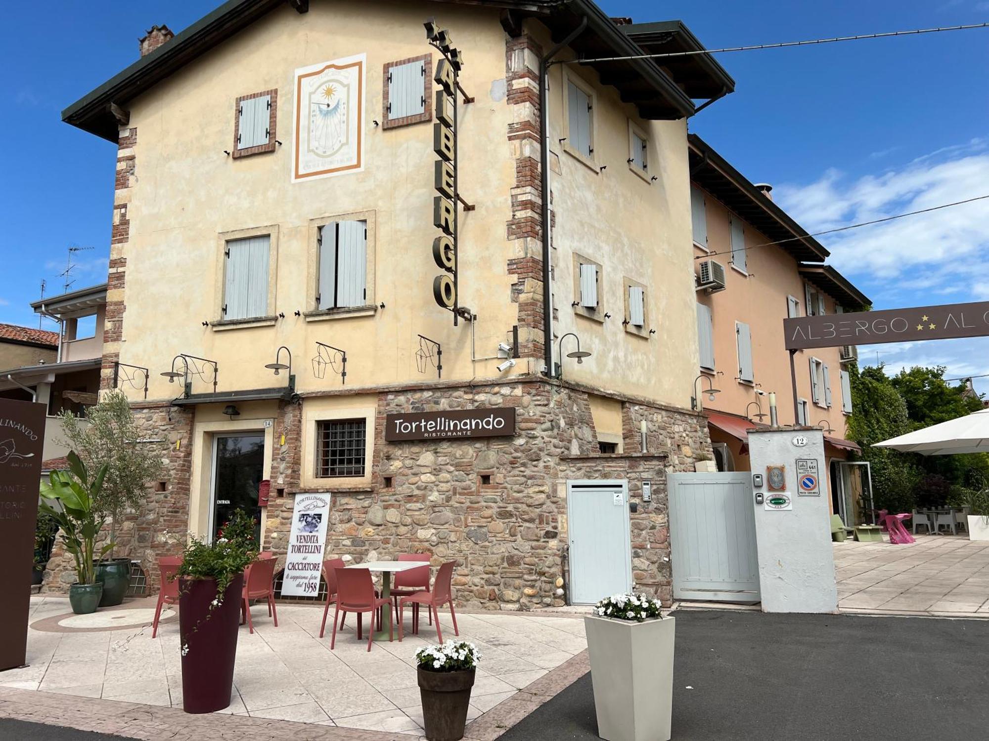 Albergo Al Cacciatore Tortellinando Valeggio sul Mincio Exterior foto