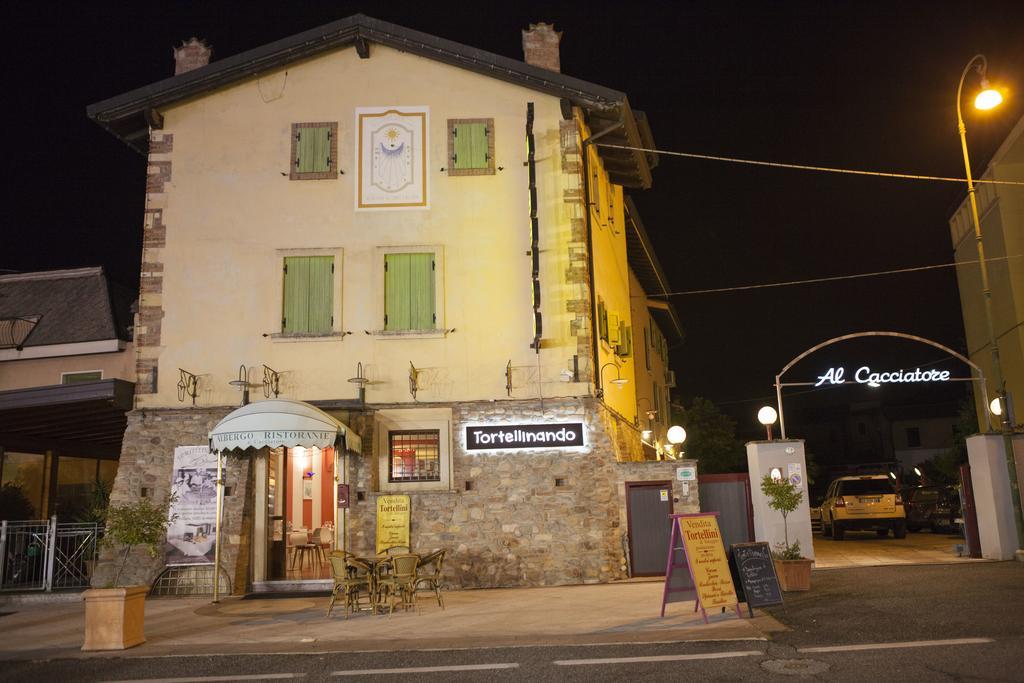 Albergo Al Cacciatore Tortellinando Valeggio sul Mincio Exterior foto